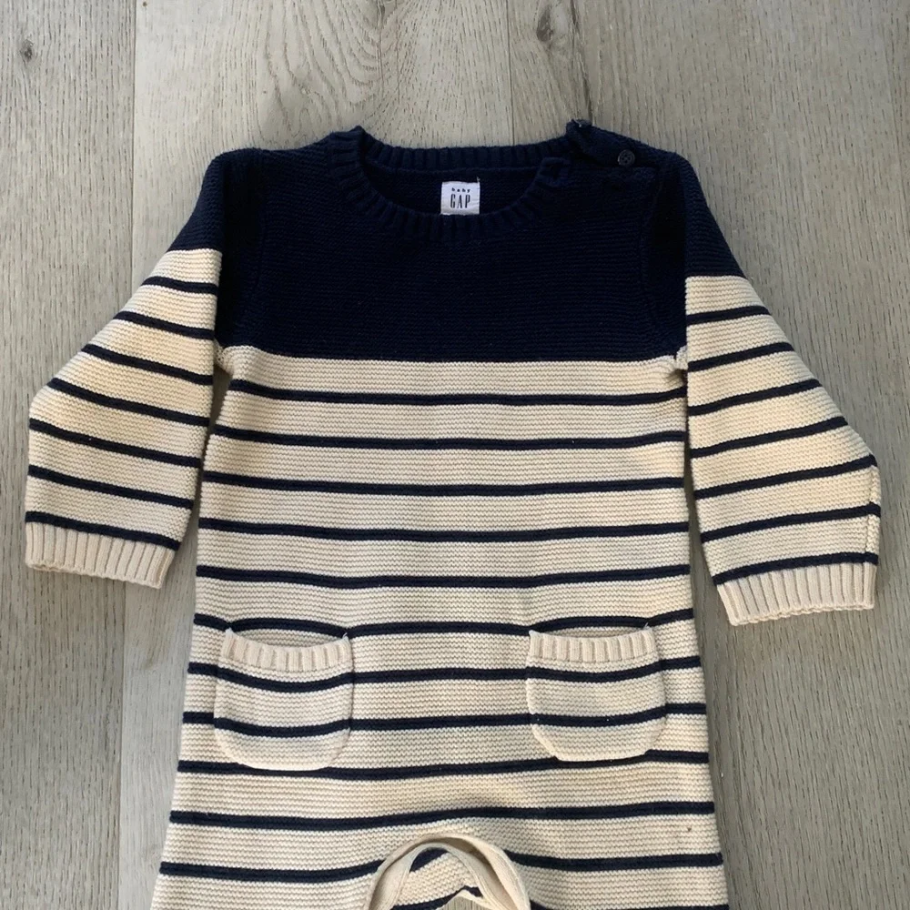 Baby‎ Gap Navy Blue Boys Romper